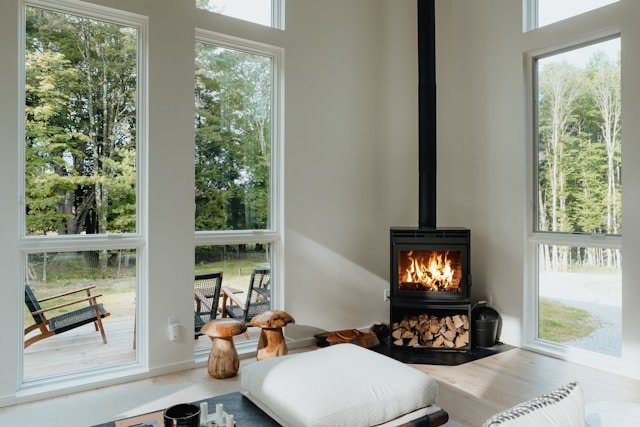 Cómo deshollinar una chimenea y por qué no es opcional
