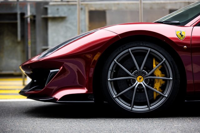 Cuánto cuesta un Ferrari y por qué el dinero no siempre basta